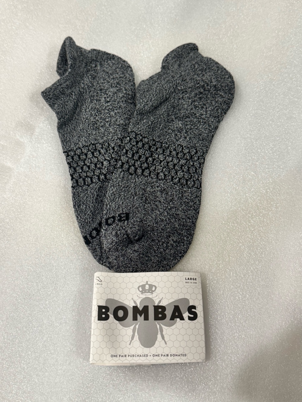 1 Pair Bombas Honeycomb Unisex Ankle Sock Size Large Grey Charcoal
